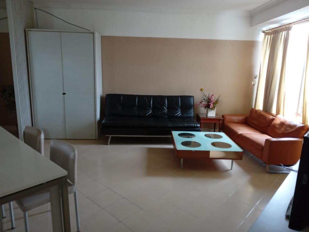 Batavia Apartemen Jakarta Buitenkant foto